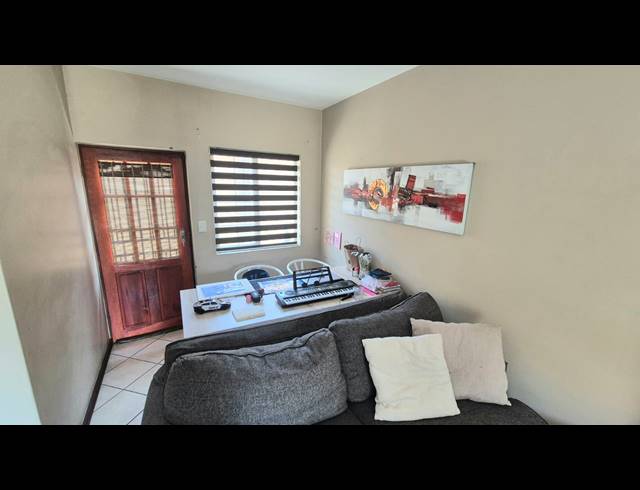 2 BEDROOM TOWNHOUSE FOR SALE IN NOORDWYK